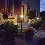 Bed and Breakfast La Maison Des Ateliers