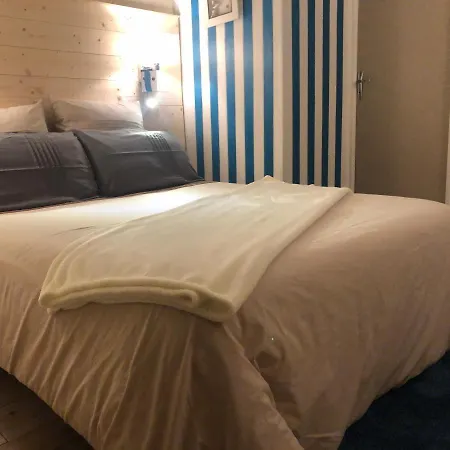 La Maison Des Ateliers Bed & Breakfast