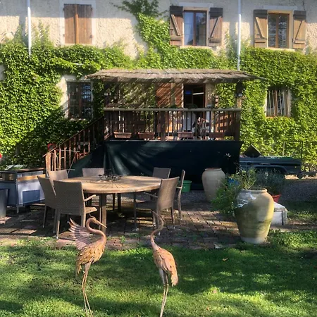 Frühstückspension La Maison Des Ateliers Solférino