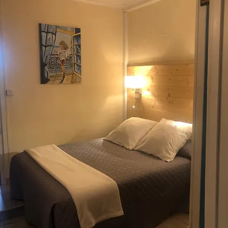 Bed & Breakfast La Maison Des Ateliers Solférino