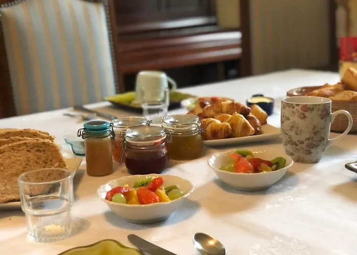 La Maison Des Ateliers Bed & Breakfast