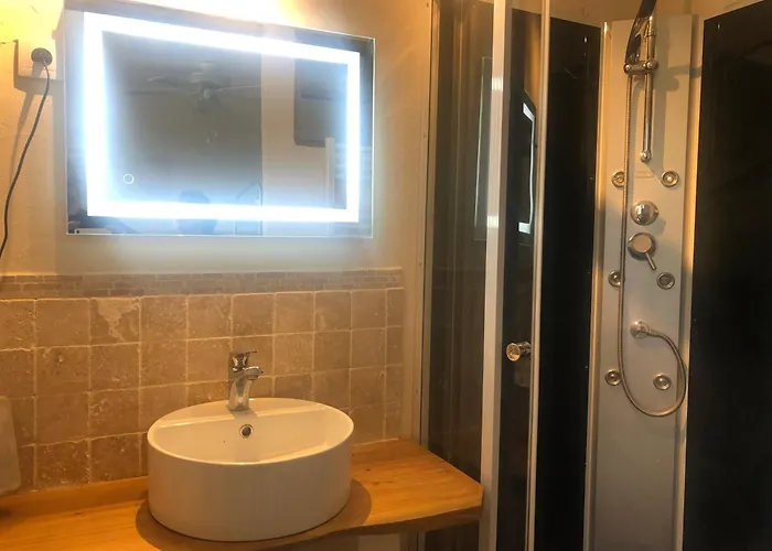 Bed & Breakfast La Maison Des Ateliers Solférino